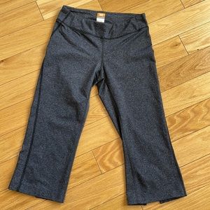 Lucy Powermax Capri Leggings, Size Small
